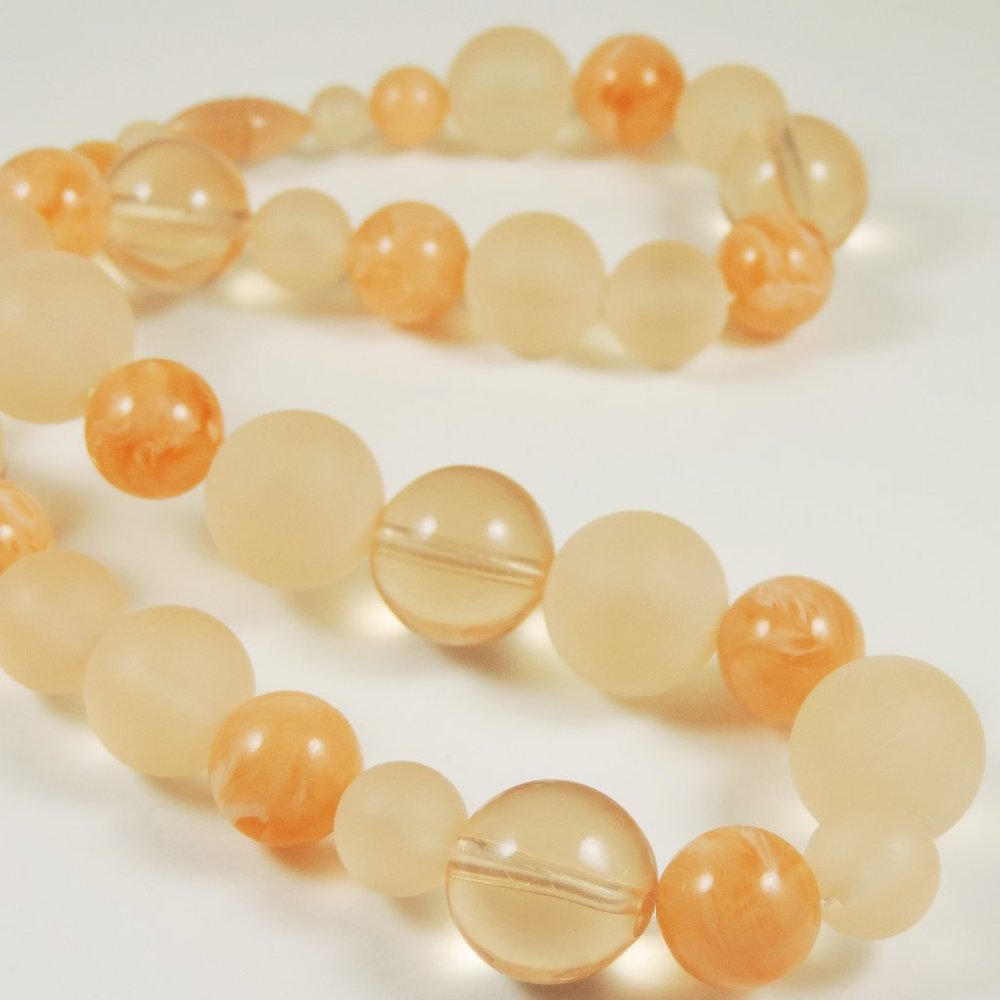 Vintage | Avon Marble Hues Necklace